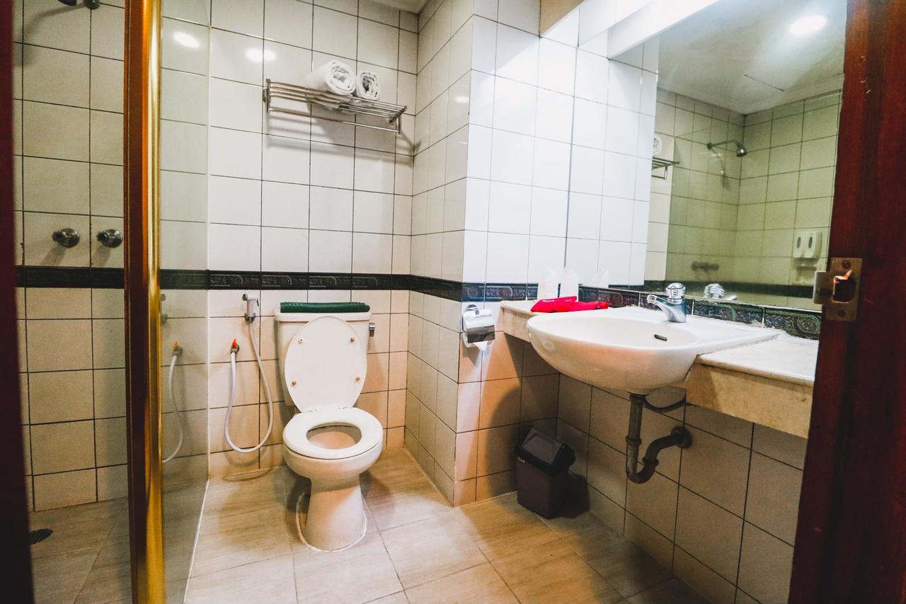 Reddoorz Plus Near Monumen Nasional Jakarta Exterior foto