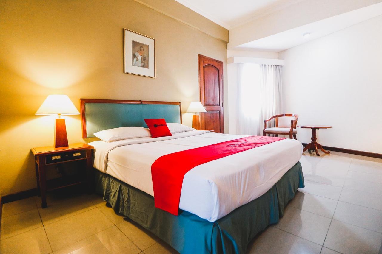 Reddoorz Plus Near Monumen Nasional Jakarta Exterior foto