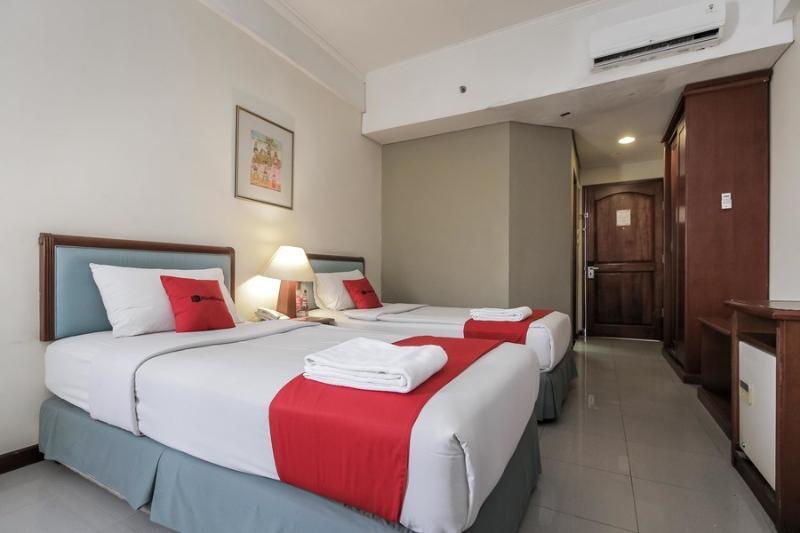 Reddoorz Plus Near Monumen Nasional Jakarta Exterior foto